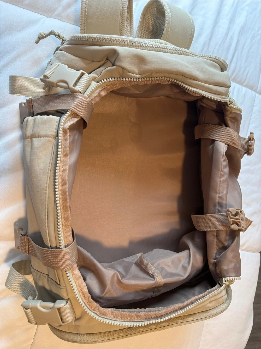 Versatile Beige Women's Travel Backpack - 28L - Picture 10 of 13